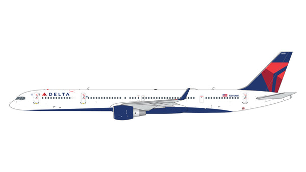 GeminiJets 1:400 Delta Air Lines Boeing 757-300W N595NW GJDAL2362