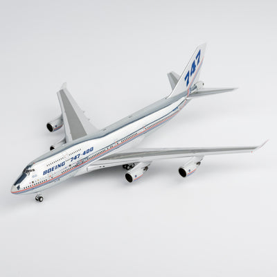 NG Models 1:400 House Boeing 747-400 N401PW 04010
