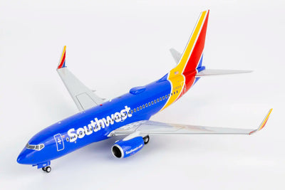NG Models 1:200 Southwest Airlines Boeing 737-700/w N7835A (Heart livery) 05023