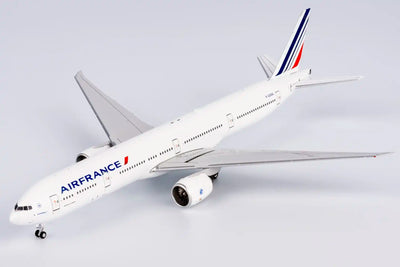 NG Models 1:400 Air France Boeing 777-300ER F-GSQG 73055