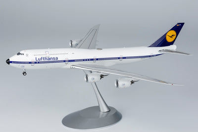 NG Models 1:400 Lufthansa Boeing 747-8i D-ABYT (Retro Livery, Ultimate Collection) 78016