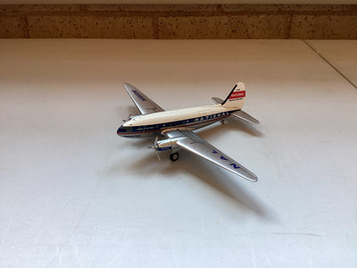 AeroClassics 1:200 National Airlines Curtiss C-46 N1661M AC219377 PRE-OWNED