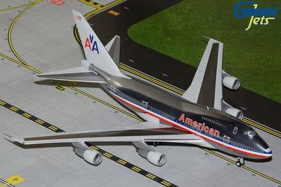 GeminiJets 1:200 American Airlines Boeing 747SP N601AA "LuxuryLiner" (polished) G2AAL1158