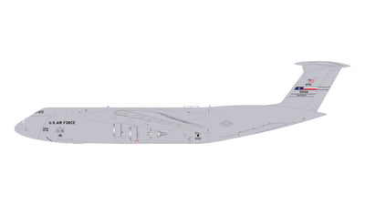 GeminiJets 1:200 U.S. Air Force Lockheed C-5M Super Galaxy 85-0009 (Lackland AFB) G2AFO1135