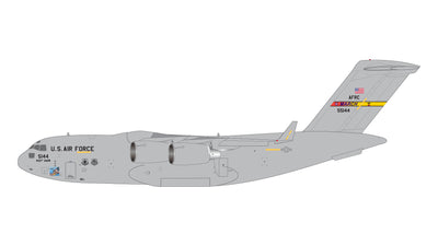 GeminiJets 1:200 U.S. Air Force McDonnell Douglas C-17 Globemaster III 05 5144 (March AFB) G2AFO1392