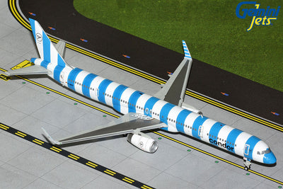 GeminiJets 1:200 Condor Airlines Boeing 757-300W D-ABOI ("Sea" blue stripes) G2CFG1195