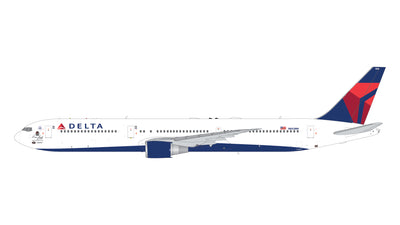 GeminiJets 1:200 Delta Air Lines Boeing 767-400ER N842MH "Vince Dooley" *NEW MOULD* G2DAL1444 PRE-ORDER