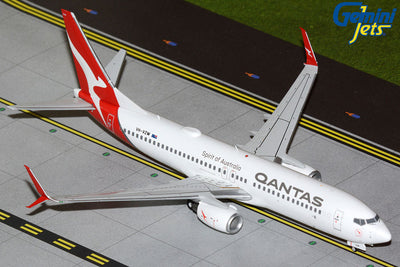 GeminiJets 1:200 Qantas Airways Boeing 737-800S VH-VZW (upgraded stand) G2QFA1432