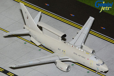 GeminiJets 1:200 Royal Air Force Boeing E-7 Wedgetail AEW1 WT001 (upgraded stand) G2RAF1396