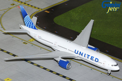 GeminiJets 1:200 United Airlines Boeing 777-200ER N798UA G2UAL1260