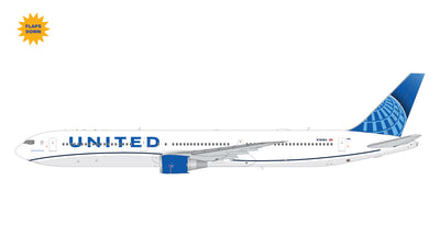 GeminiJets 1:200 United Airlines Boeing 767-400ER N76064 (flaps down) G2UAL1445F PRE-ORDER