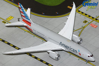 GeminiJets 1:400 American Airlines Boeing 787-8 Dreamliner N808AN GJAAL2087