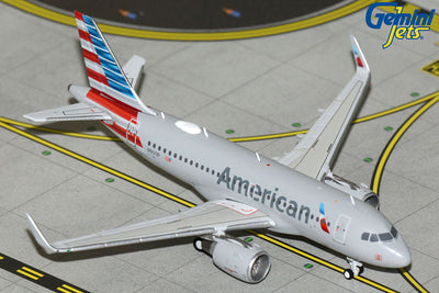 GeminiJets 1:400 American Airlines Airbus A319-100 N9011P GJAAL2360