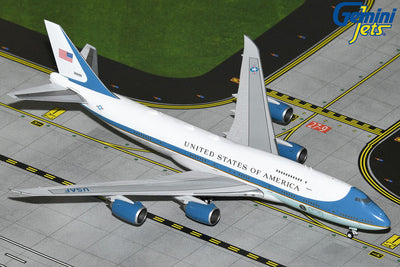 GeminiJets 1:400 U.S. Air Force VC-25B (B747-8) 30000 New “Air Force One” GJAFO2220