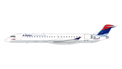 GeminiJets 1:400 Delta Connection Bombardier CRJ900ER N806SK (SkyWest Airlines, Colors in Motion/wavy livery) GJDAL2253