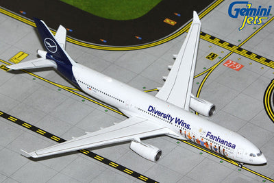 GeminiJets 1:400 Lufthansa Airbus A330-300 D-AIKQ "Fanhansa Diversity Wins" GJDLH2191