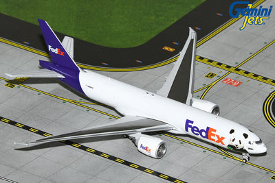 GeminiJets 1:400 FedEx Express Boeing 777F N886FD "Panda Express" GJFDX2263