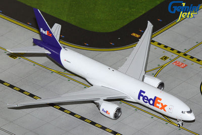 GeminiJets 1:400 FedEx Boeing 777-200LRF N895FD (Revised Livery) GJFDX2304