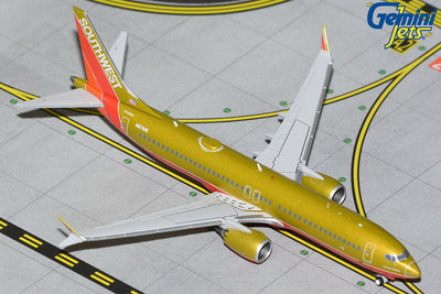 GeminiJets 1:400 Southwest Airlines Boeing 737 MAX 8 N871HK "Herbert D. Kelleher" (Desert Gold retro) GJSWA2186