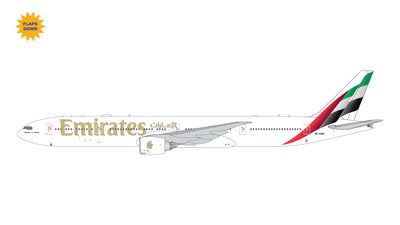 GeminiJets 1:400 Emirates Boeing 777-300ER A6-EQH (flaps down) GJUAE2318F