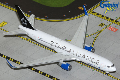 GeminiJets 1:400 United Airlines B767-300ER N653UA ("Star Alliance" livery) GJUAL2313