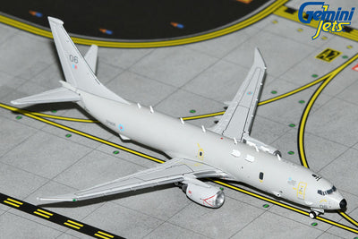 GeminiJets 1:400 RAF Boeing P-8A Poseidon MRA1 ZP806 GMRAF136
