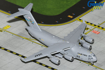GeminiJets 1:400 U.S. Air Force McDonnell Douglas C-17A Globemaster 06 6168 Dover AFB GMUSA143