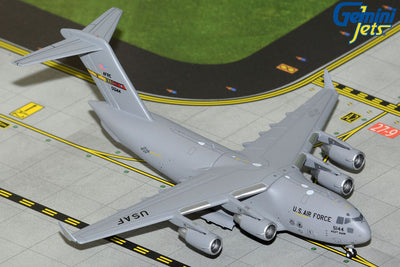 GeminiJets 1:400 U.S. Air Force McDonnell Douglas C-17A Globemaster III 16193 (March Air Reserve Base) GMUSA148