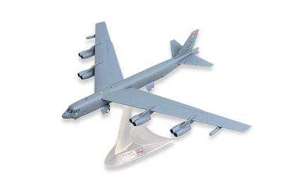 Herpa 1:200 USAF Boeing B-52H Stratofortress 23rd Bomb SQN Excalibur HE573467