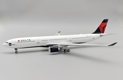 Inflight200 1:200 Delta Air Lines Airbus A330-323 N802NW (Cirium Award) IF333DL0924