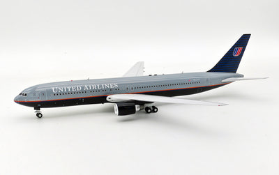 Inflight200 1:200 United Airlines Boeing 767-300 N670UA (Battleship) IF763UA1223