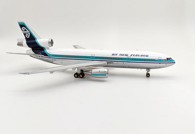 Inflight200 1:200 Air New Zealand McDonnell Douglas DC-10-30 ZK-NZT (Polished) IFDC10ZK0323P