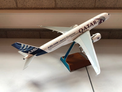 JC Wings 1:200 House Airbus A350-900 F-WZNW (Qatar Launch Customer livery) JC2AIR937 PRE-OWNED