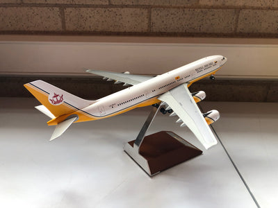 JC Wings 1:200 Royal Brunei Airlines Airbus A340-200 V8-BKH JC2RBA657 PRE-OWNED