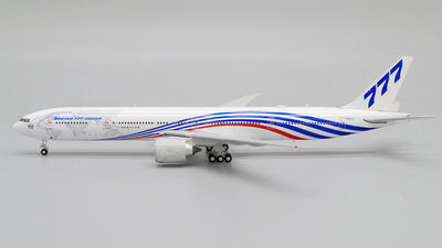 JC Wings 1:400 Boeing House Color 777-300ER "World Tour" N5017V XX4973