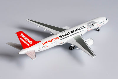NG Models 1:400 Honeywell 757-200 N757HW (2021 Livery with test engine) 53181