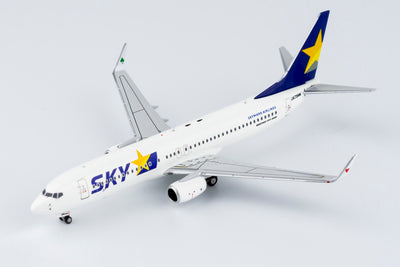 NG Models 1:400 Skymark Airlines Boeing 737-800/w JA73NM 58141