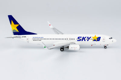 NG Models 1:400 Skymark Airlines Boeing 737-800/w JA73NM 58141