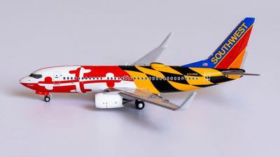 NG Models 1:400 Southwest Airlines Boeing 737-700/w N214WN "Maryland One Livery, Canyon Blue Tail" 77006