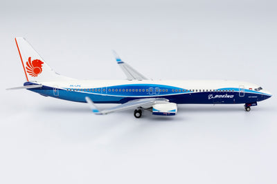 NG Models 1:400 Lion Air Boeing 737-900ER/w "Dreamliner CS" PK-LFG 79011