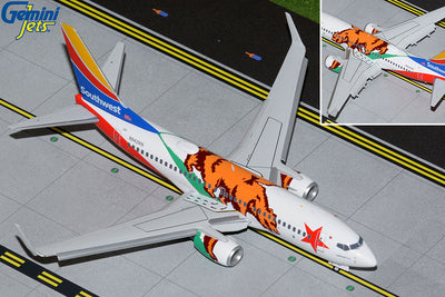 GeminiJets 1:200 Southwest Airlines Boeing 737-700 N943WN California One (Flaps Down) G2SWA1010F