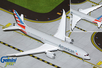 GeminiJets 1:400 American Airlines Boeing 787-9 N835AN (Flaps Down) GJAAL2088F