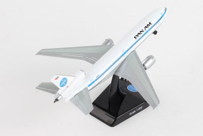 Postage Stamp 1:400 Pan Am McDonnell Douglas Douglas DC-10-10 N61NA PS5820-5