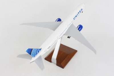 Skymarks 1:200 United Airlines Boeing 777-300ER "New Livery" w/ Wood Stand and Gear SKR5173